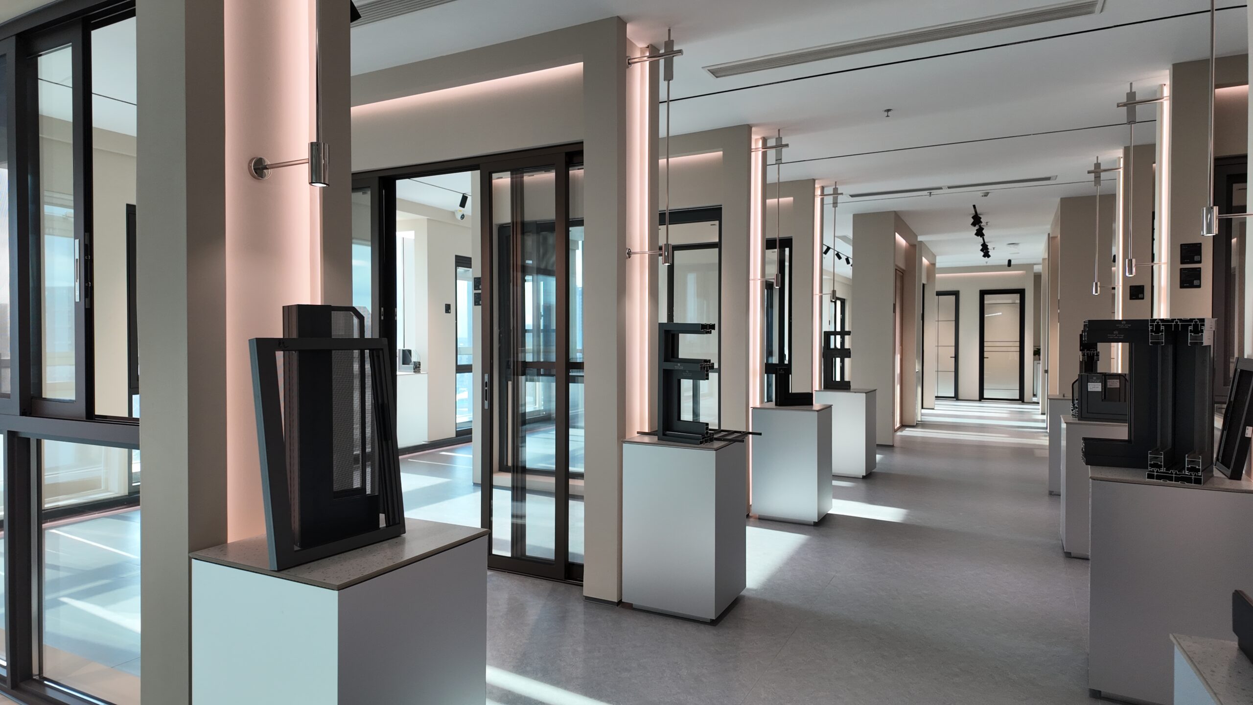 doors&windows showroom